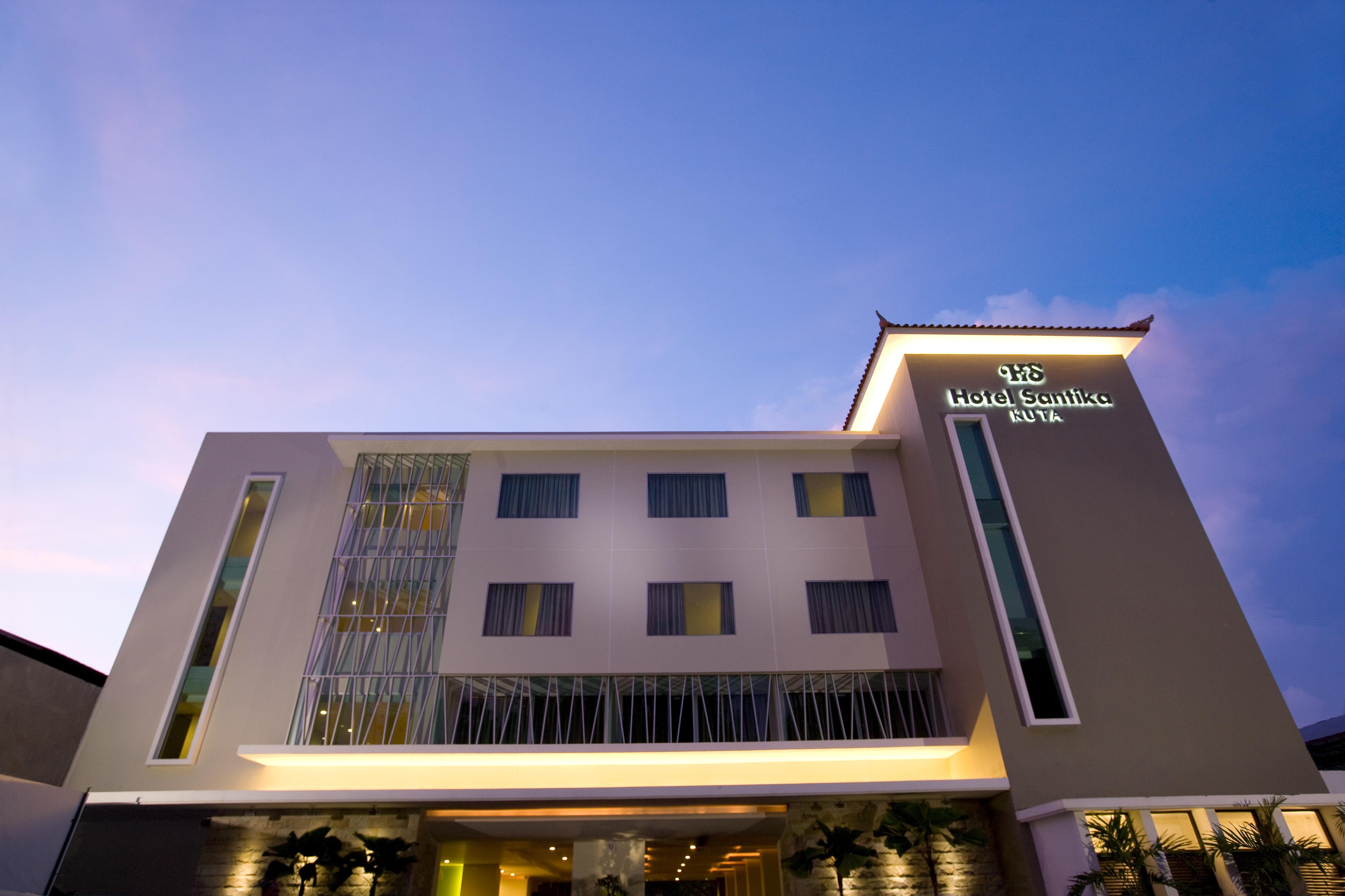 Hotel Santika Kuta Кута Экстерьер фото